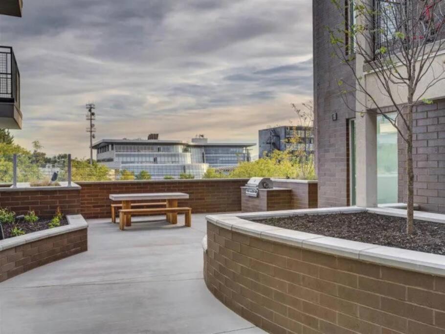 Luxurious Retreat In Slc Apartment ซอลต์เลคซิตี้ ภายนอก รูปภาพ