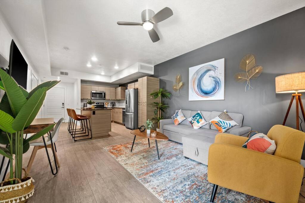 Luxurious Retreat In Slc Apartment ซอลต์เลคซิตี้ ภายนอก รูปภาพ