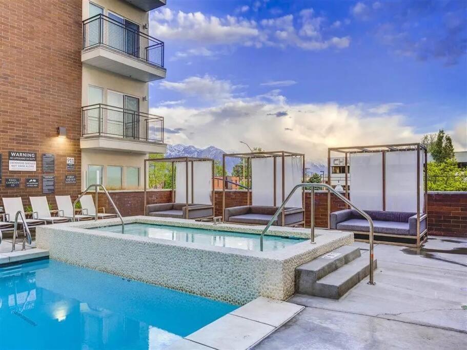 Luxurious Retreat In Slc Apartment ซอลต์เลคซิตี้ ภายนอก รูปภาพ