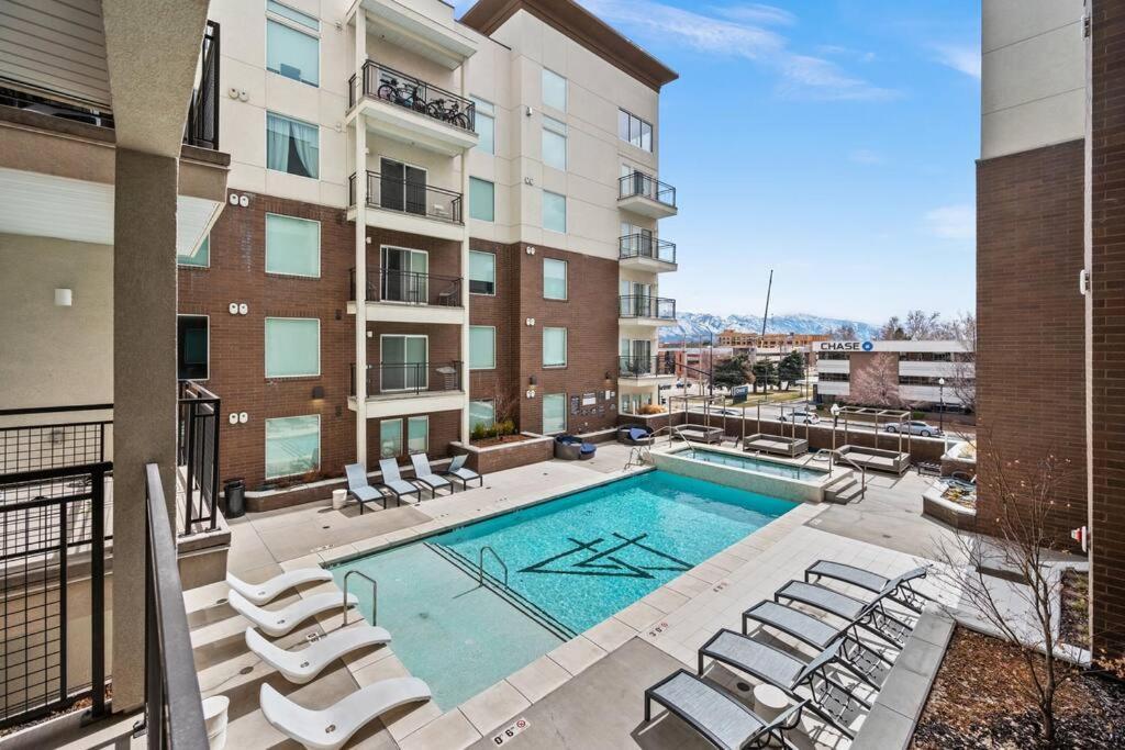 Luxurious Retreat In Slc Apartment ซอลต์เลคซิตี้ ภายนอก รูปภาพ
